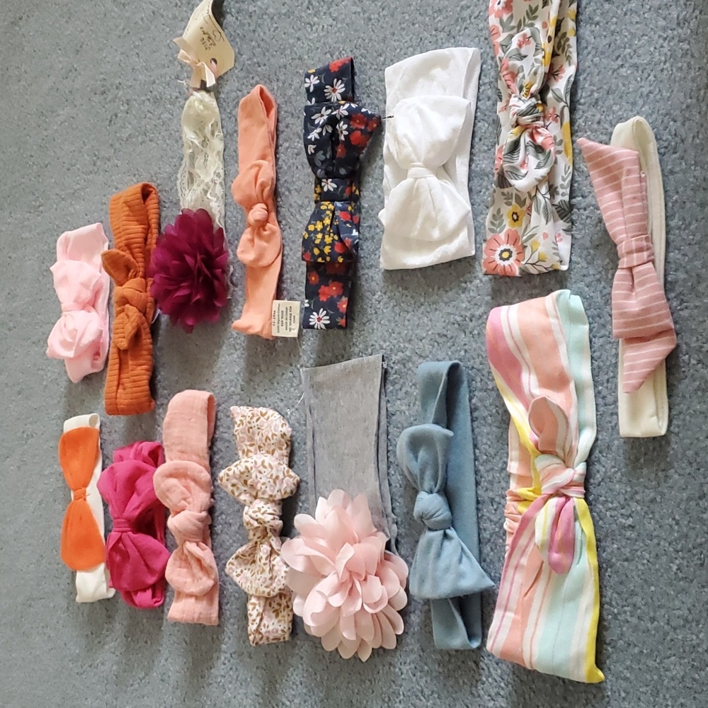 15 hair bows